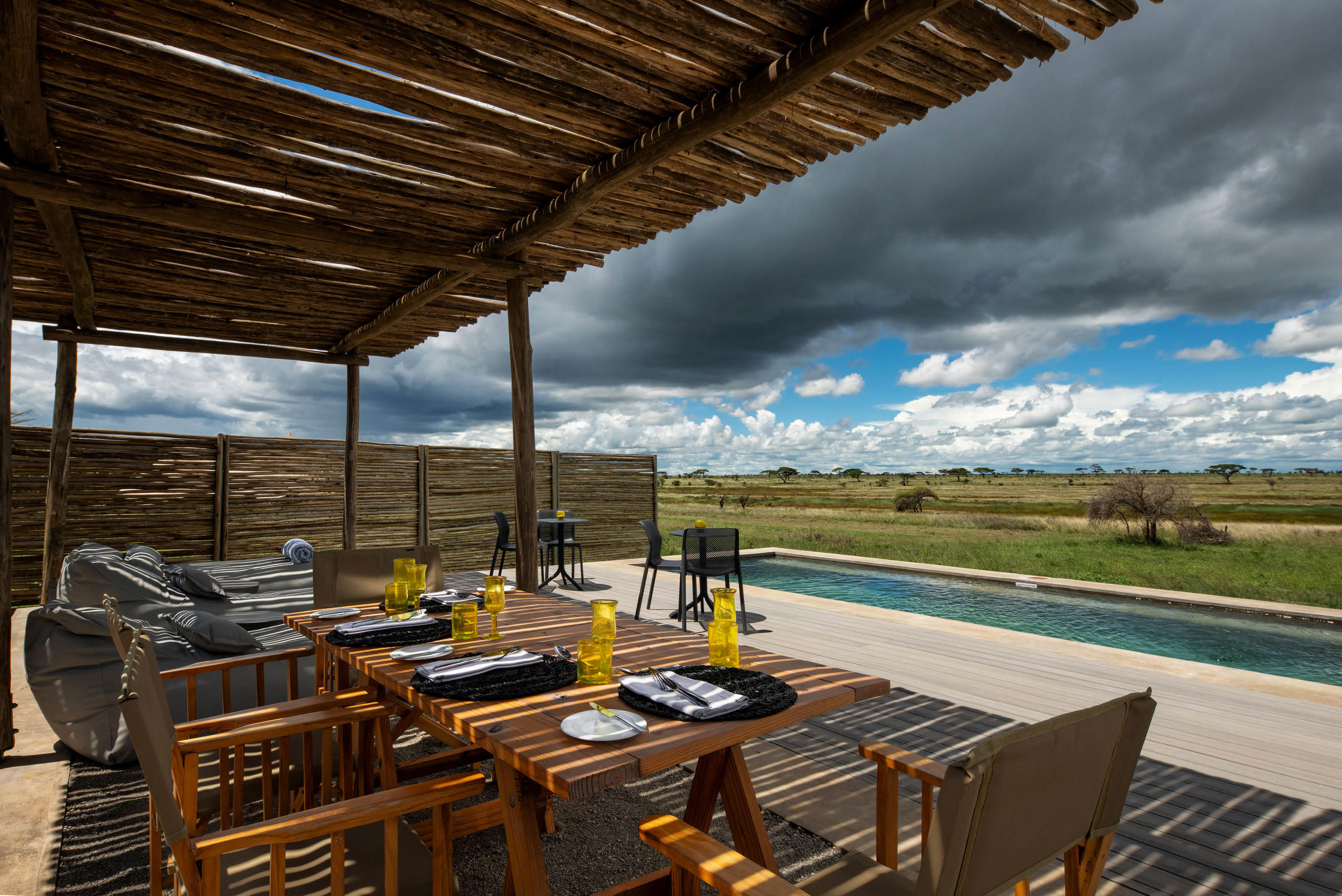 Namiri Plains Retreat thumbnail 6